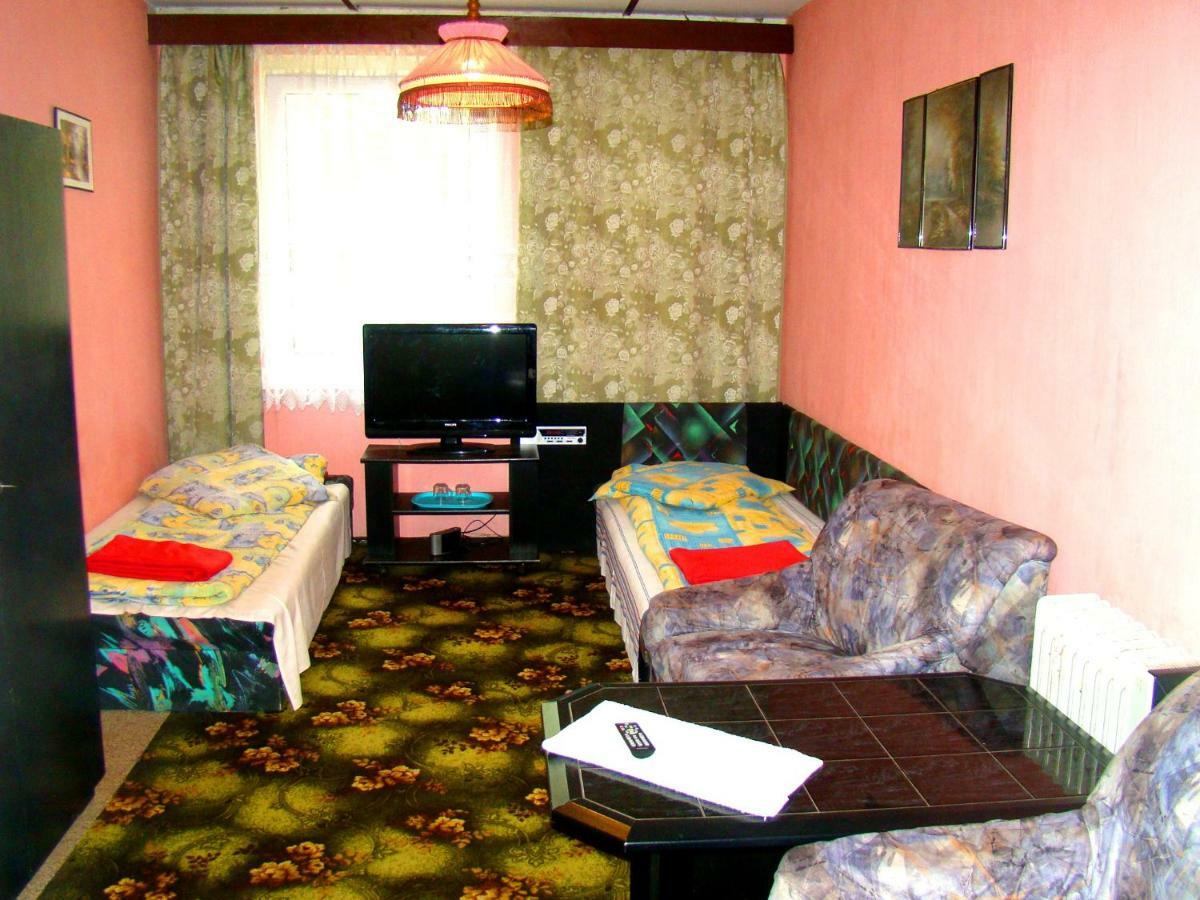 Osrodek Wypoczynkowy Oaza Hotel Kuznica Zbaska Luaran gambar