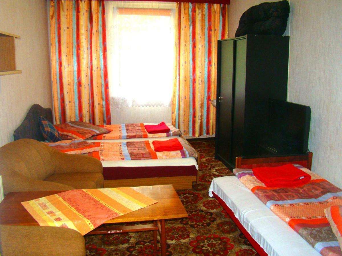 Osrodek Wypoczynkowy Oaza Hotel Kuznica Zbaska Luaran gambar
