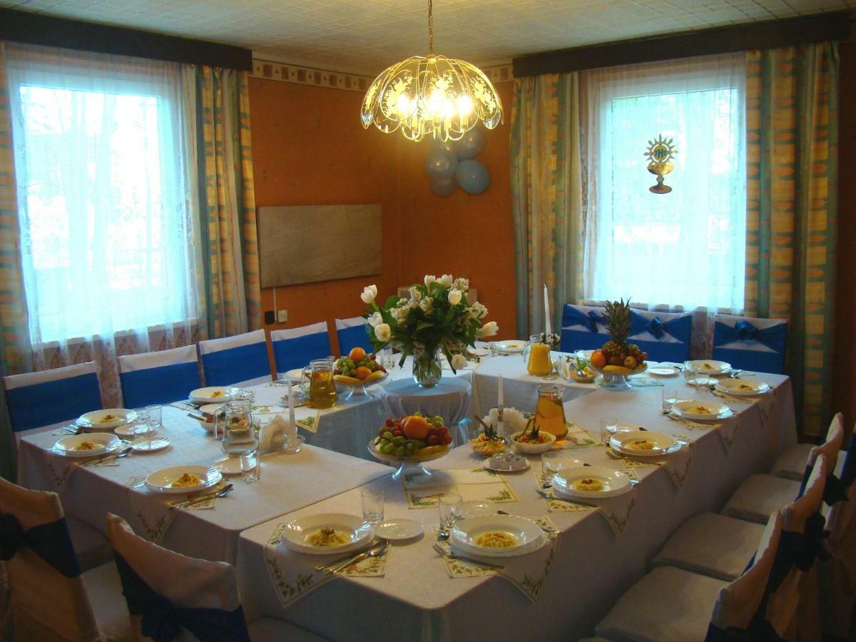 Osrodek Wypoczynkowy Oaza Hotel Kuznica Zbaska Luaran gambar